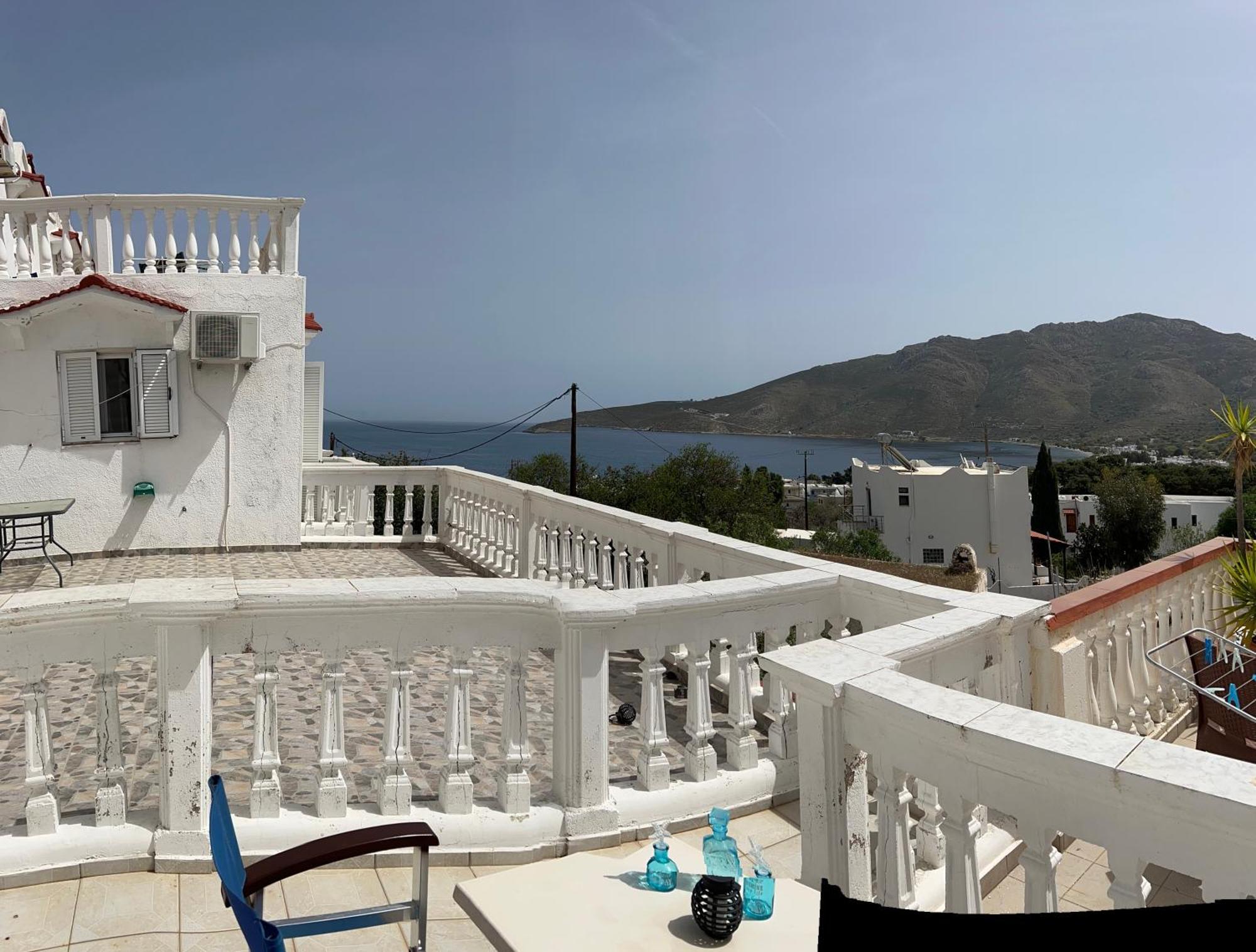 Nikos Studios Livadia  Екстериор снимка